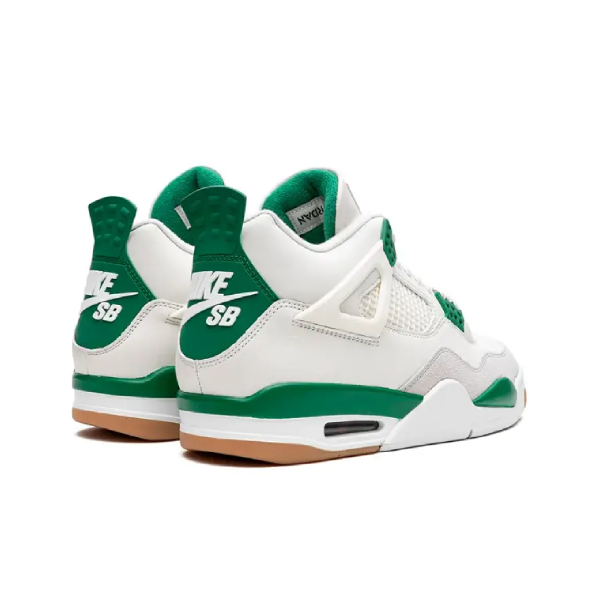 Air Jordan 4 Retro Green Pine